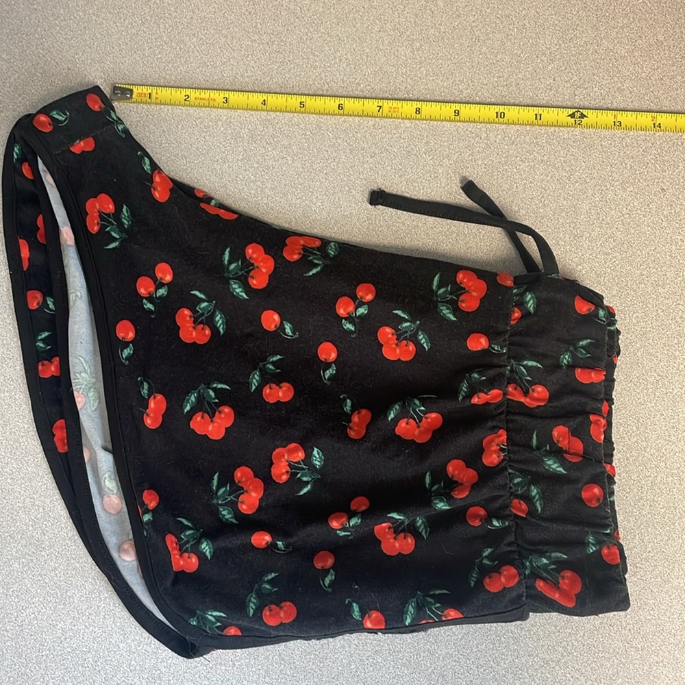 Cherry patterned shorts - Picture 5 of 7